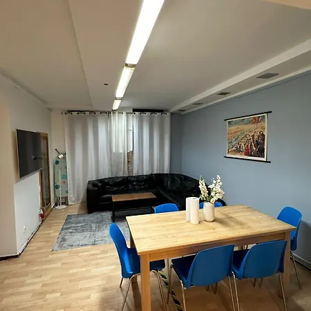 Kreuzberg Apartment *
